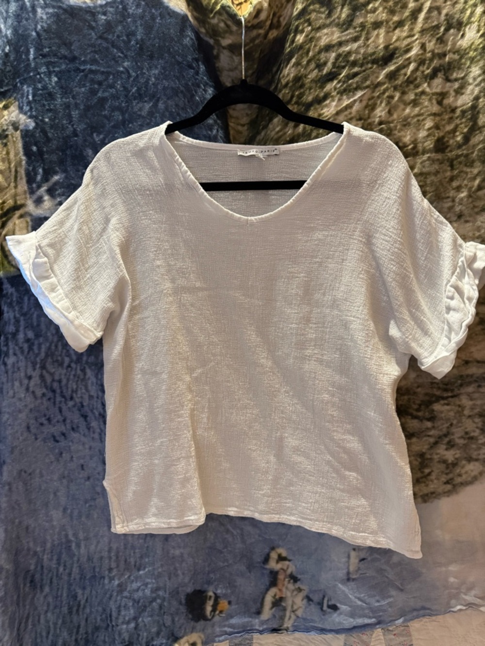 Tempo Paris Women's White Textured Short-Sleeve Top